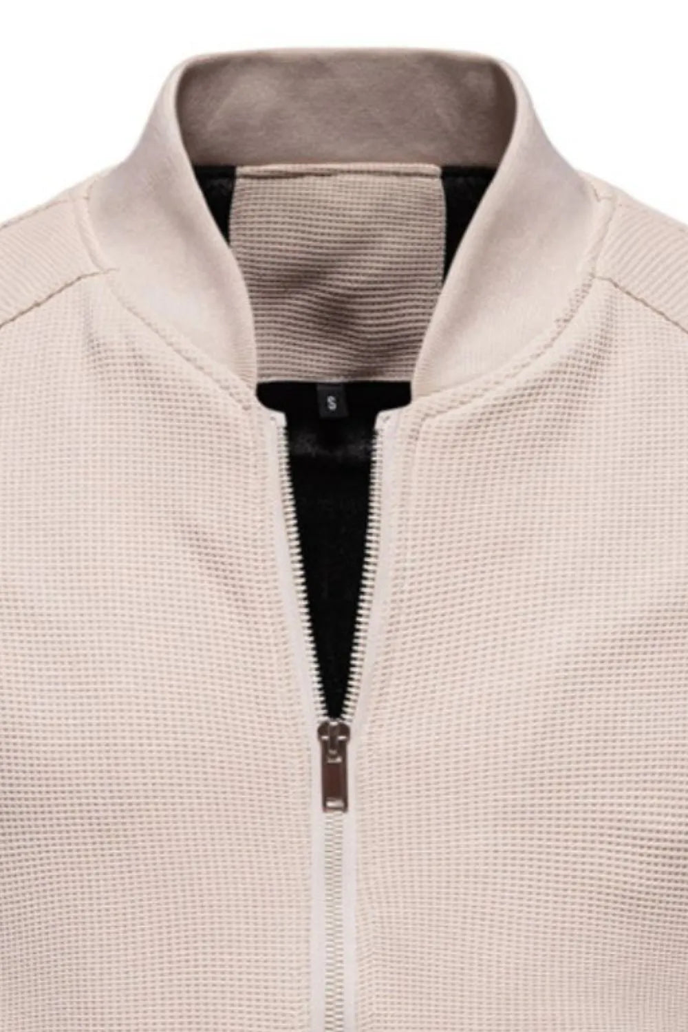 Close-up men's waffle knit baseball collar zip jacket collar detail view
