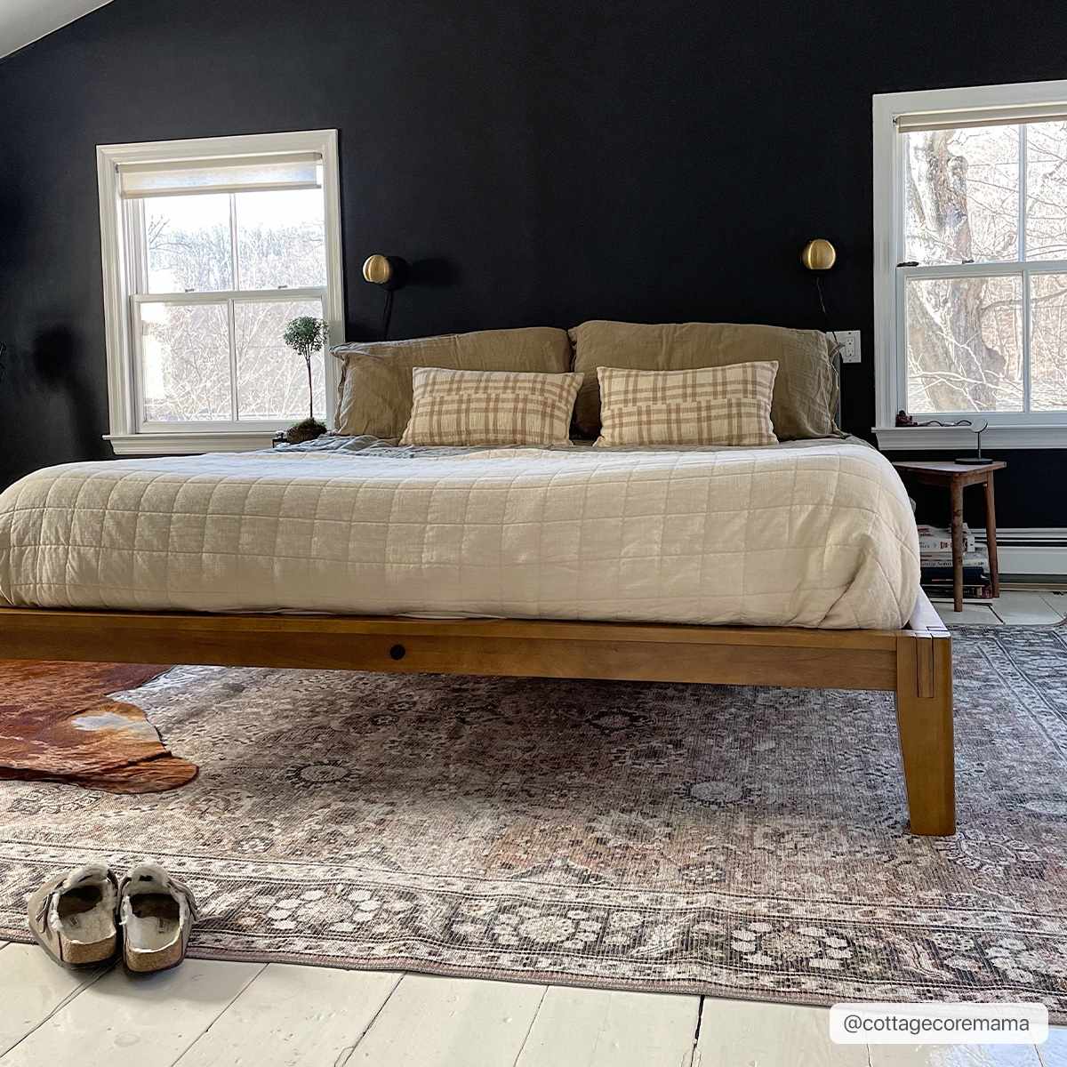 Ganyangan washable rug presented under bed bedroom decor display
